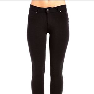 Labijou black jeggings- Rayon